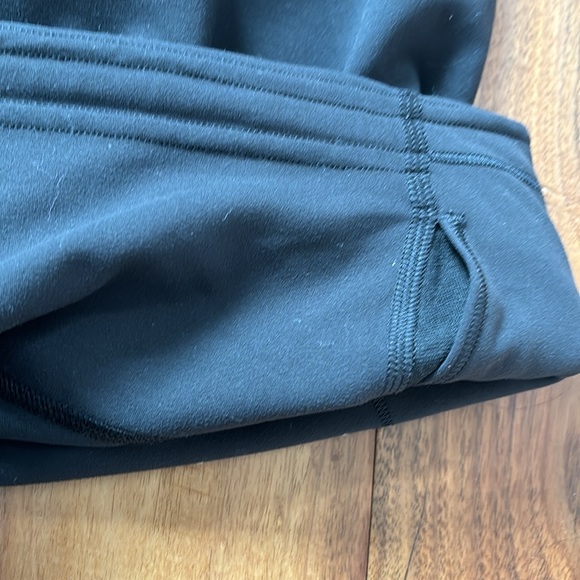 Lululemon Crop Leggings - Picture 7 of 9